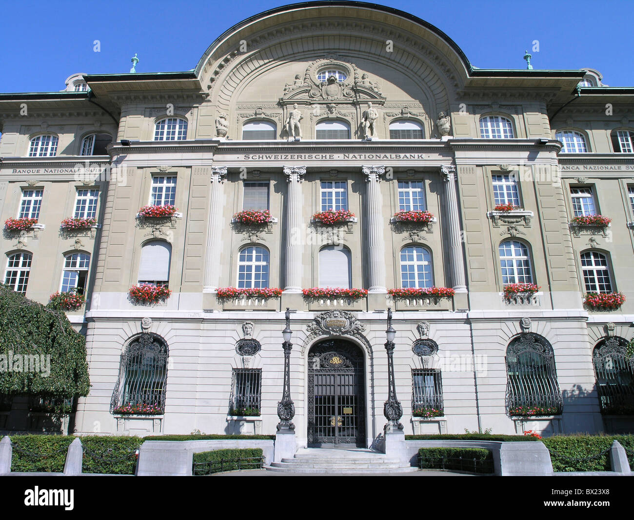 Berne building business city construction facade finances money Bern Swiss national bank
