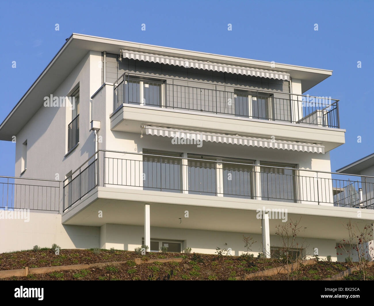 Building colour discount