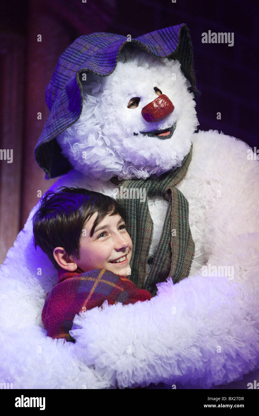 The snowman peacock theatre hi-res stock photography and images - Alamy