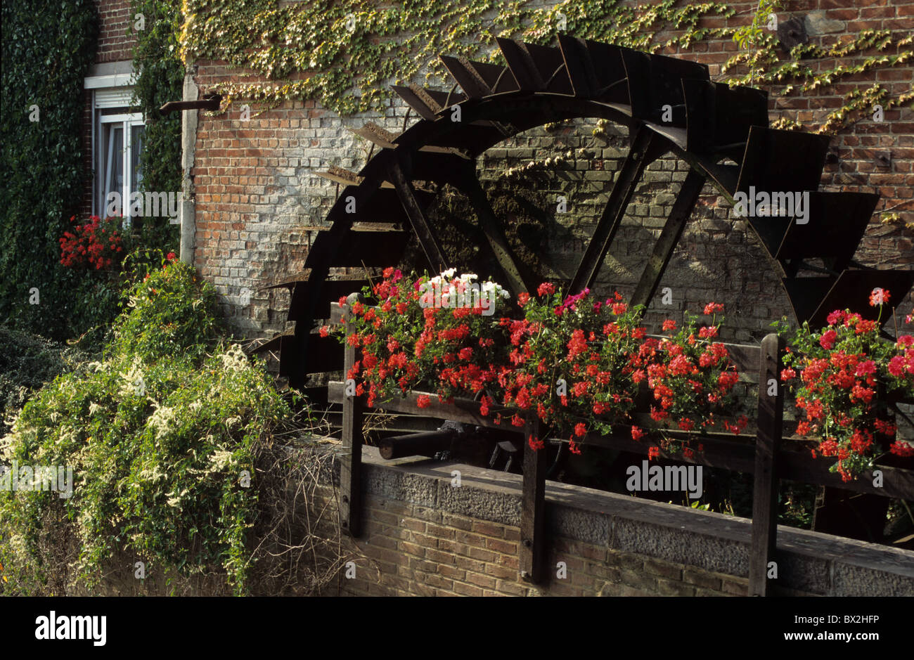 watermill wheel turning water decoration flower red wood antique ...