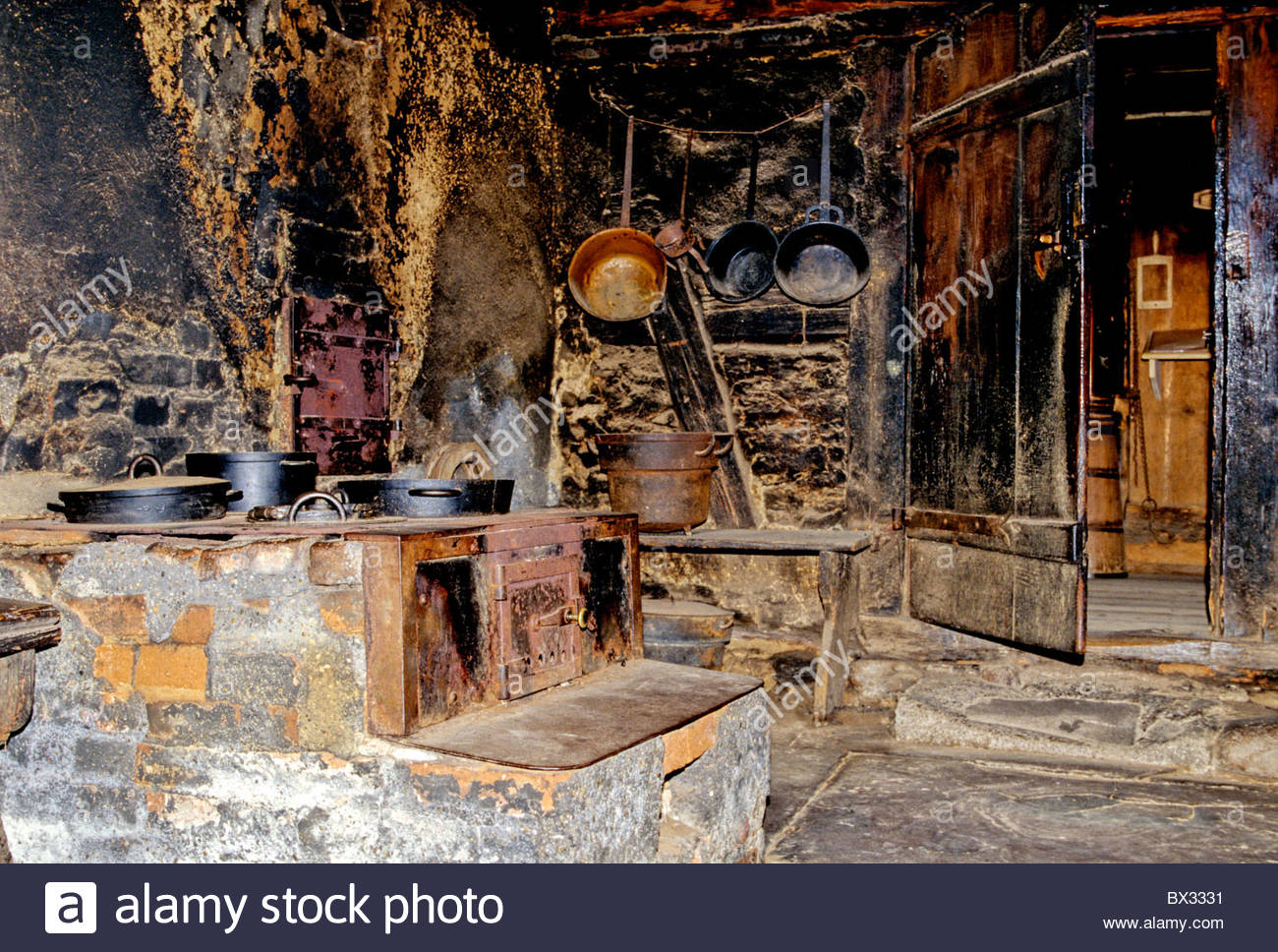 kitchen cuisine stove oven chimney fireplace oven cooker stove stock