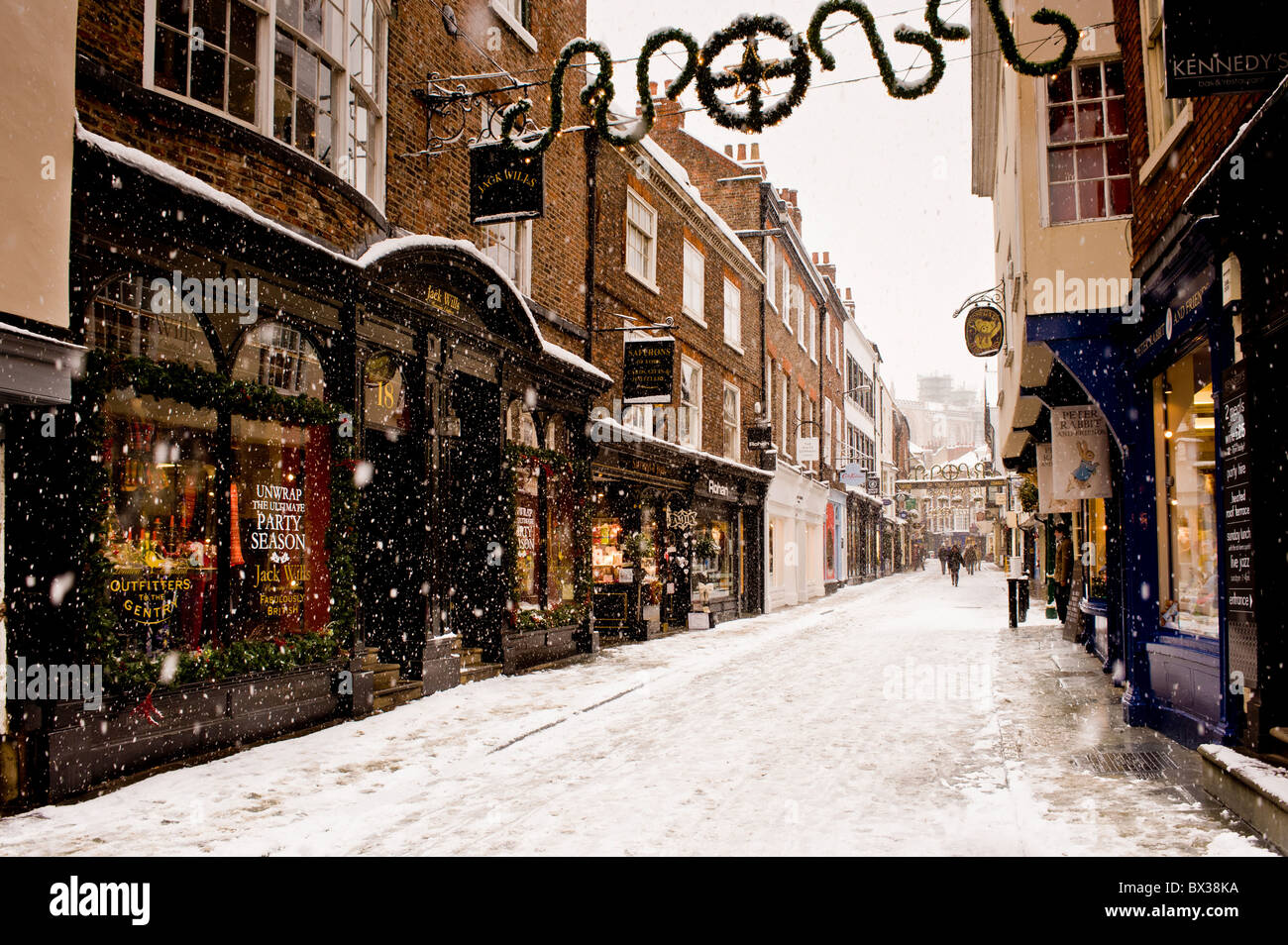Stonegate, York, in snow Stock Photo Alamy