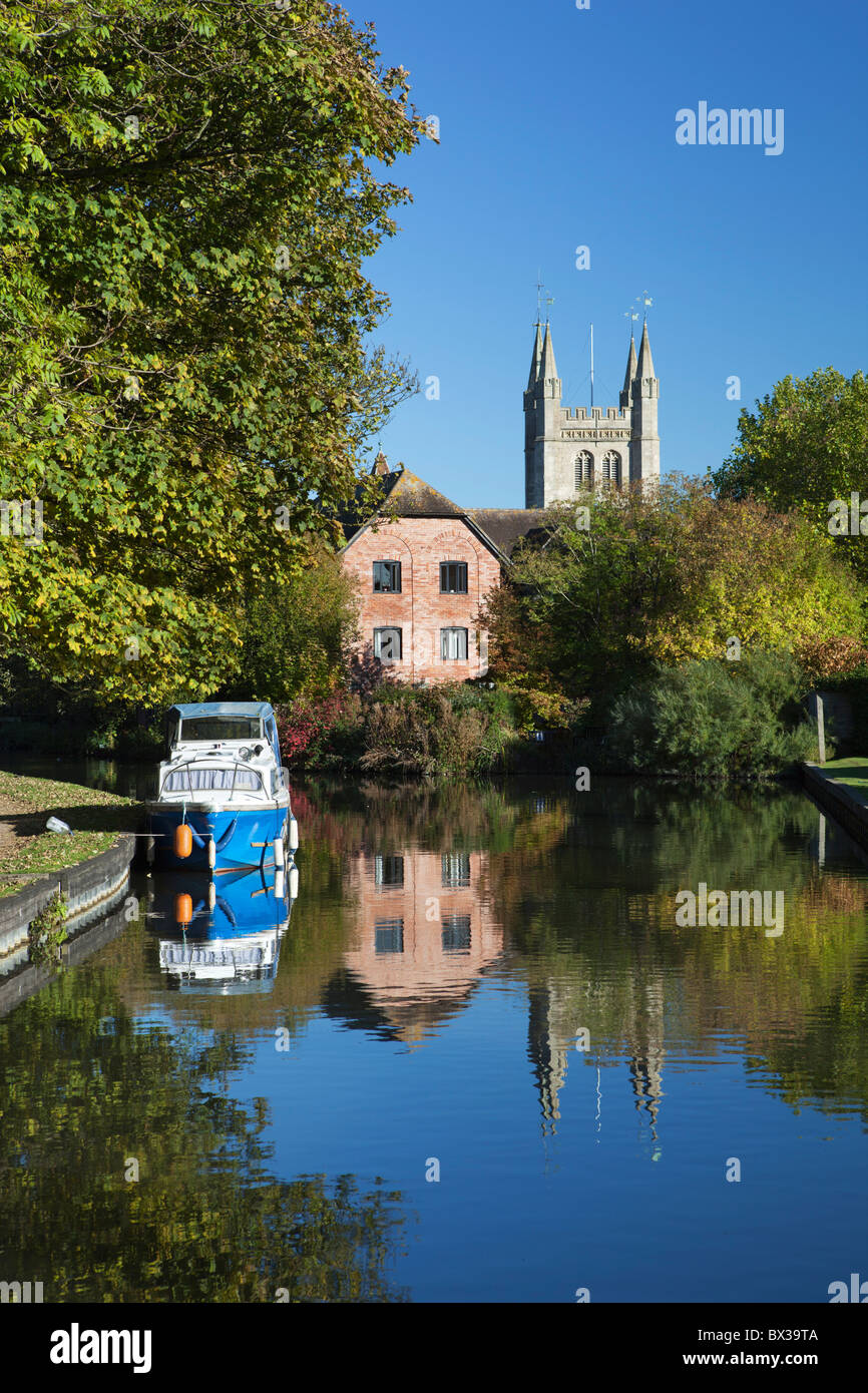 Kennet and Avon Canal at Newbury with Saint Bartholomew's Church Stock Photo