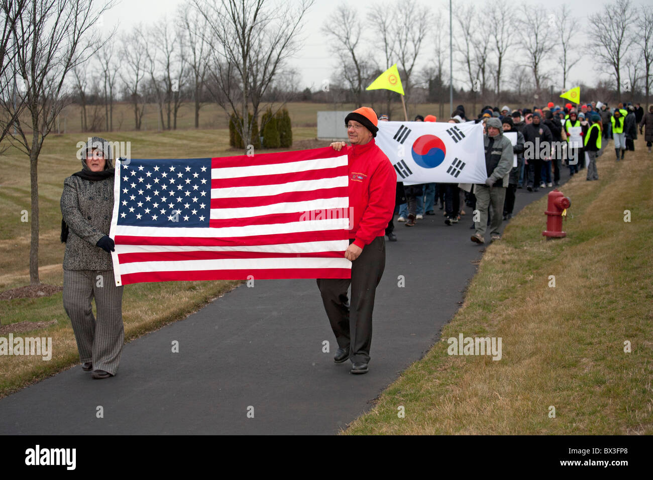 American Auto Workers Support Korean Workers On Strike Against Hyundai