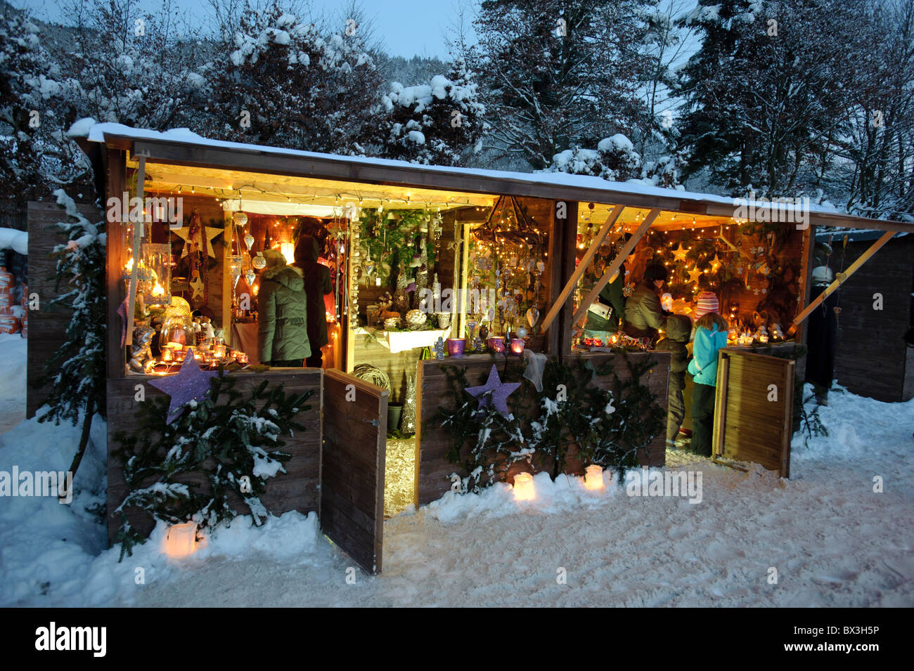Christmas market in ettal germany hires stock photography and images