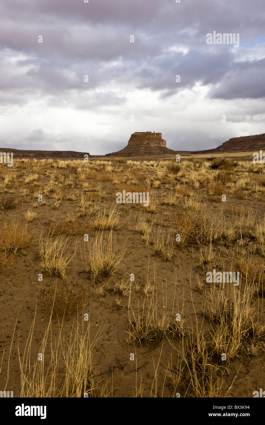 Storm clouds form over Fajada Butte in Chaco Canyon in The Chaco Culture National Historic Park, New Mexico USA. Stock Photo