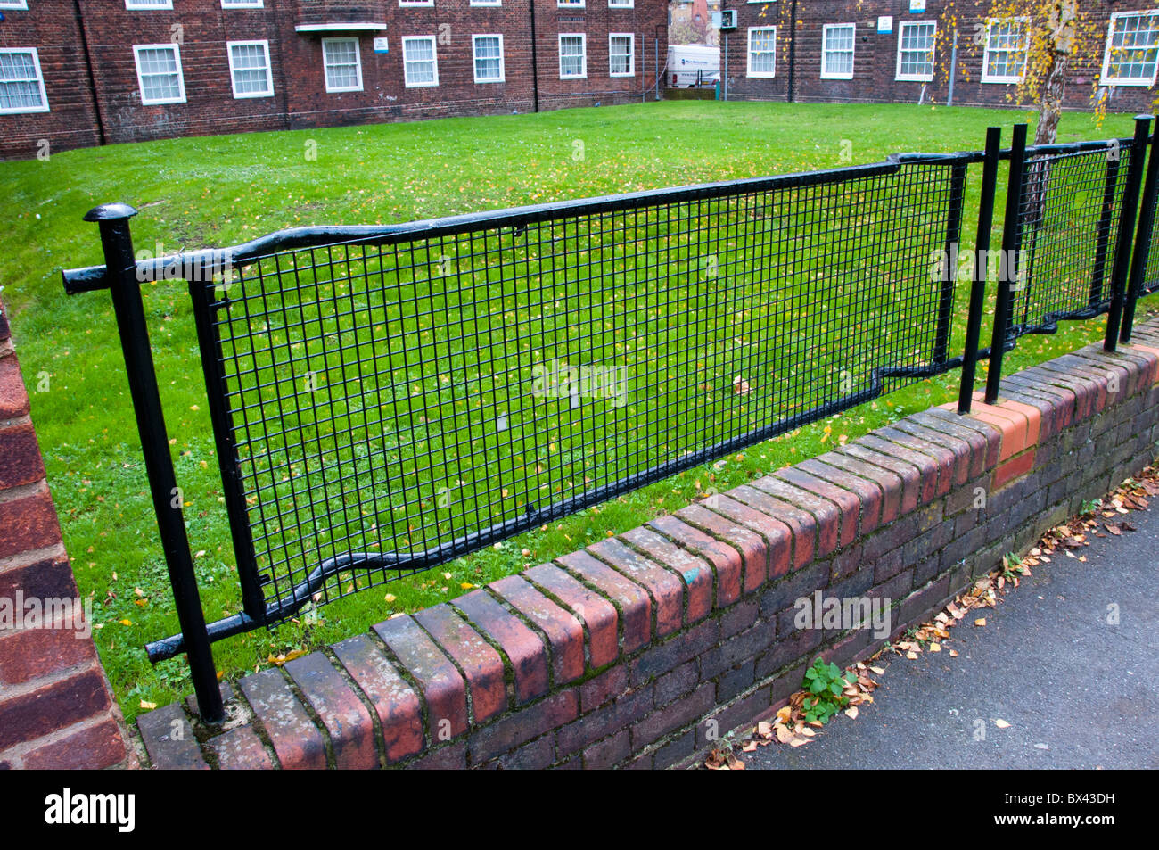 Second World War stretchers recycled as fences - SEE DESCRIPTION FOR ...