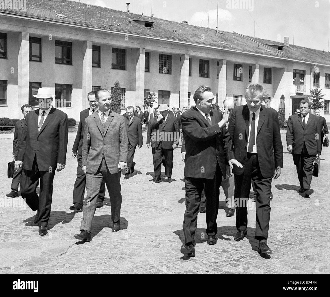 Alexander Dubcek, Leonid Brezhnev, Josef Smrkovsky, Nikolai Podgorny, talks, negotitations, Cierna nad Tisou Stock Photo