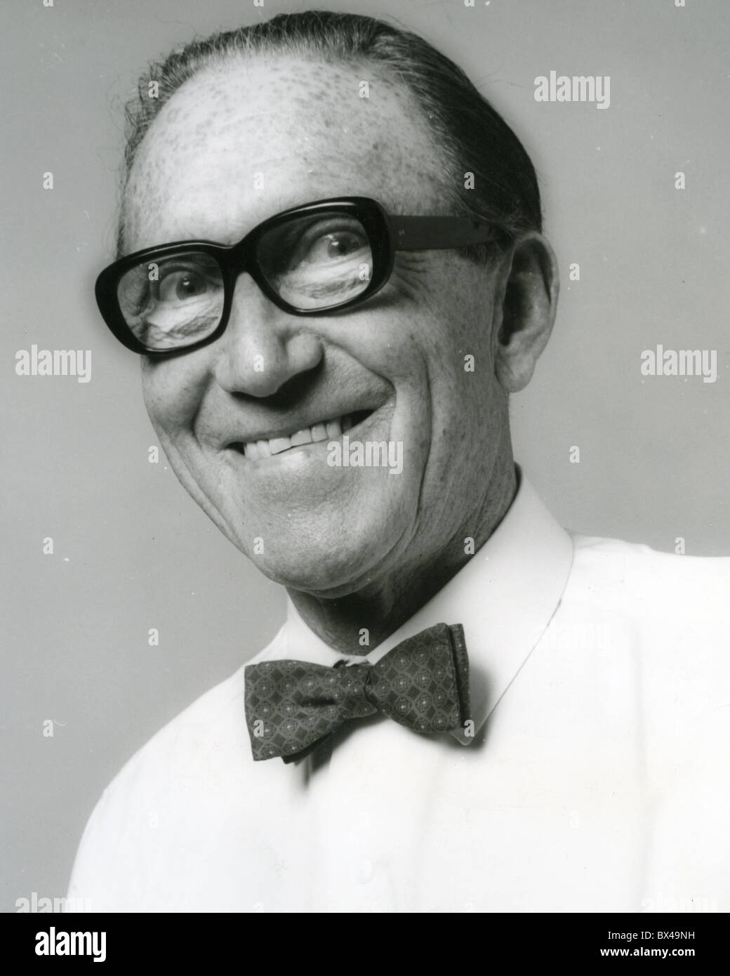 ARTHUR ASKEY (1900-1982) English comedian Stock Photo - Alamy