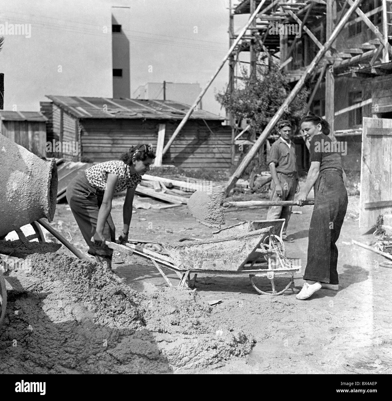 Czechoslovakia Kladno 1949. Women work hard at construction site. CTK