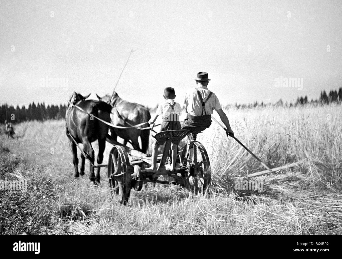 Farmer son hi-res stock photography and images - Alamy