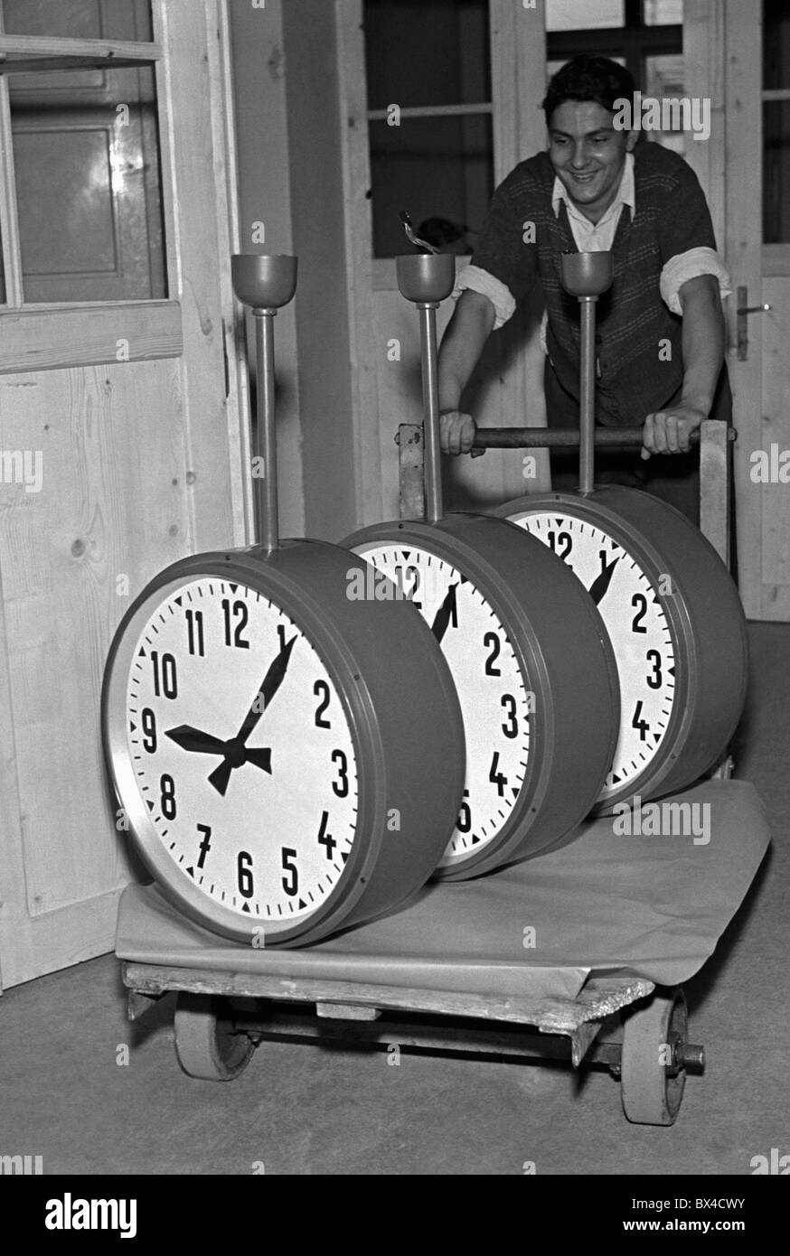 Clock clocks Black and White Stock Photos & Images Alamy