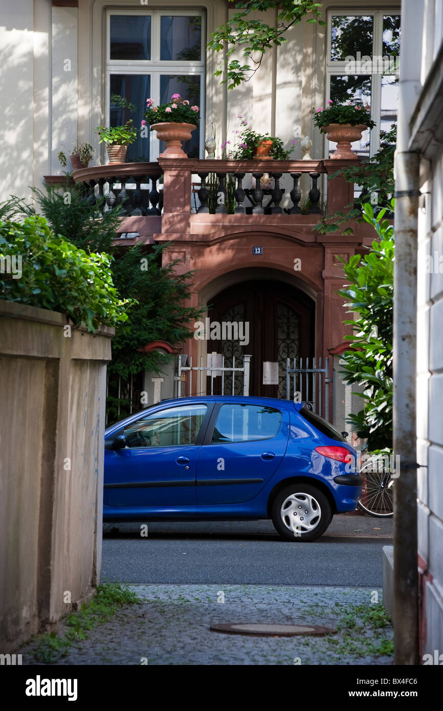 Old peugeot car on street hi-res stock photography and images - Alamy