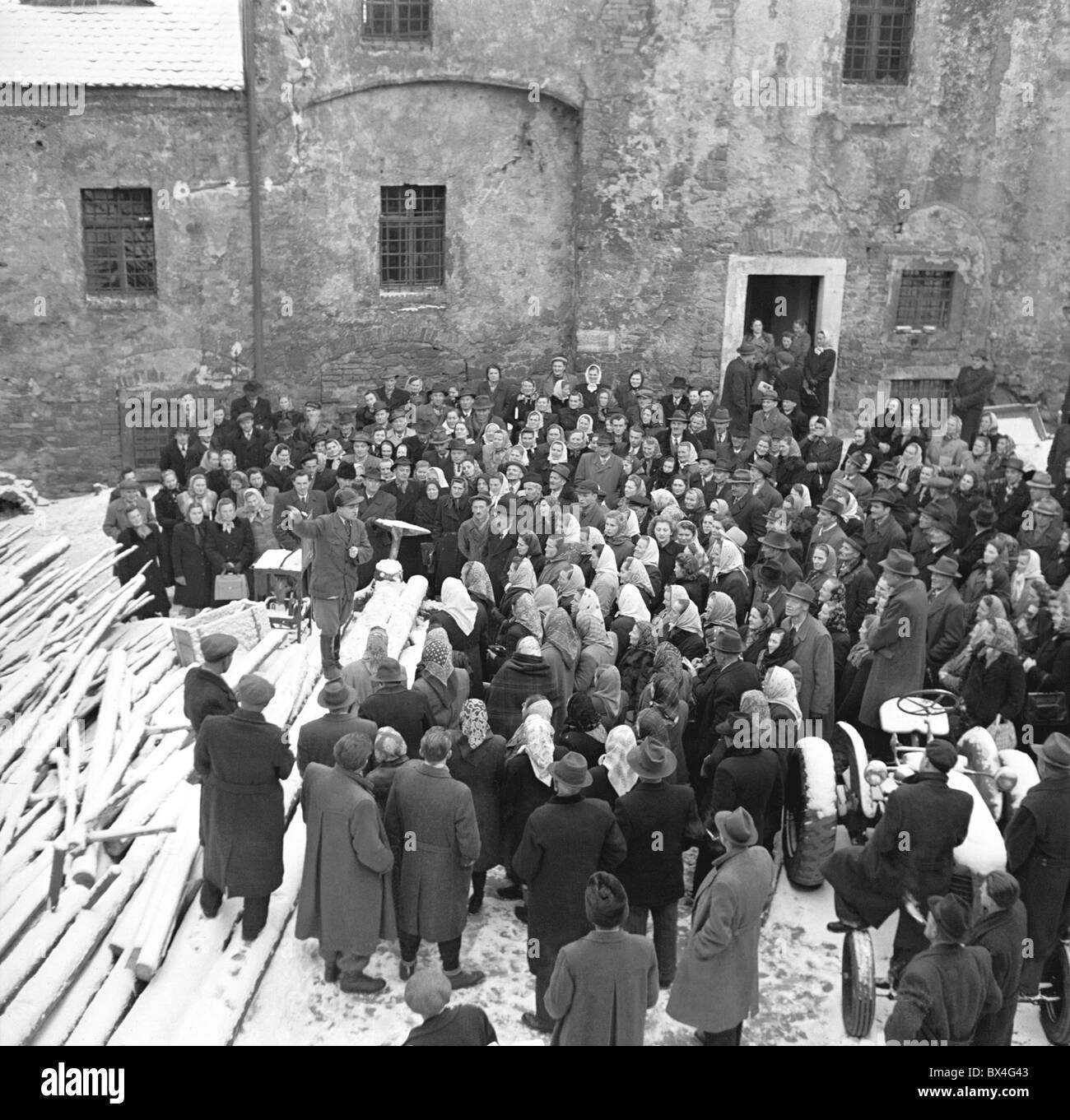 Czechoslovakia 1950, agricultural workers Stock Photo Alamy
