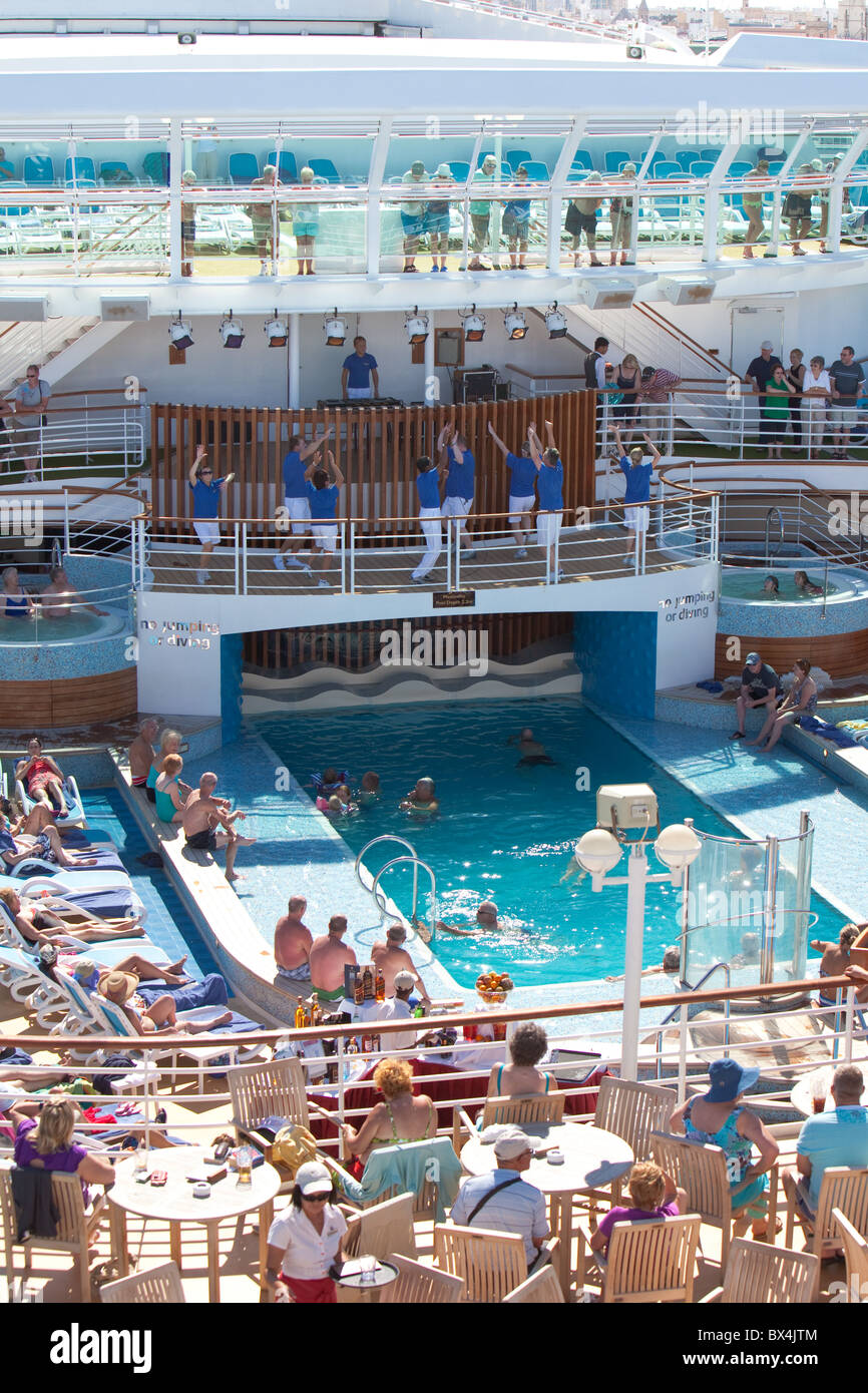 summer vacation. party time on board passenger liner P&O Ventura Stock Photo