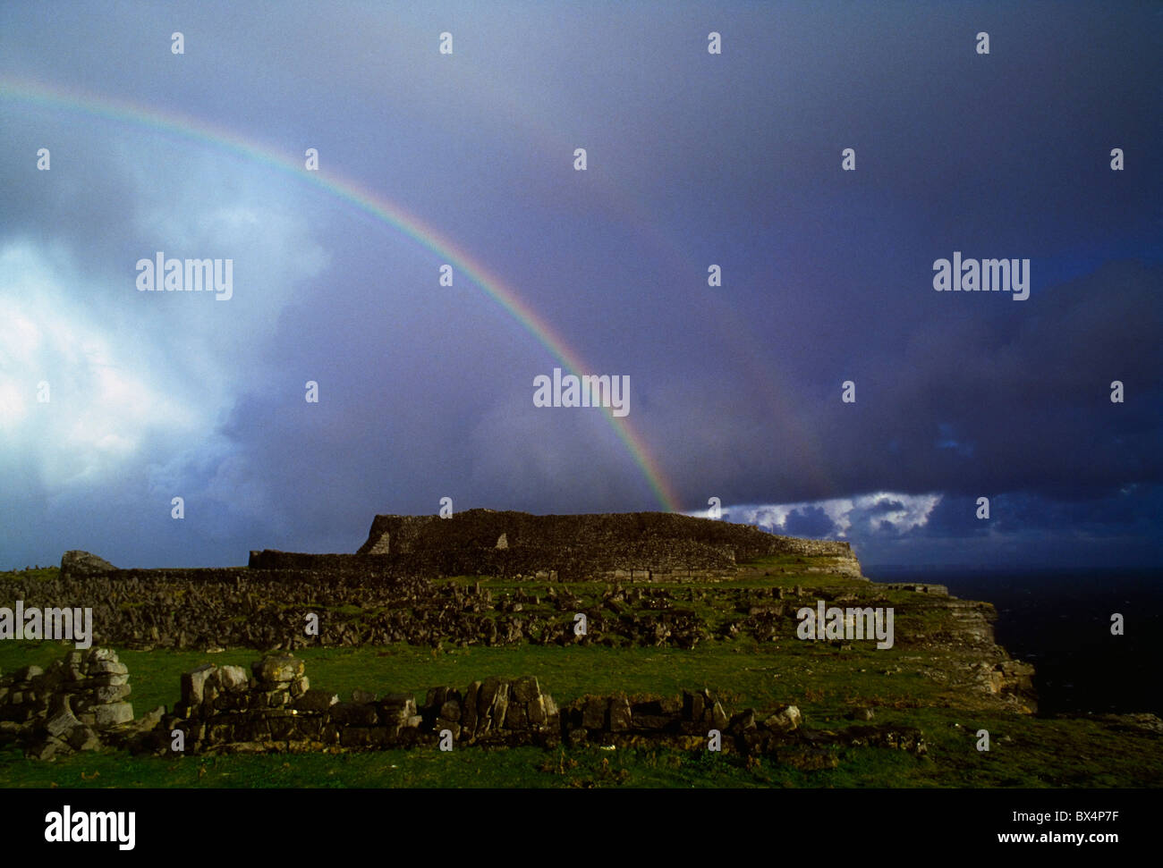 Dun aonghasa, aran islands hi-res stock photography and images - Alamy