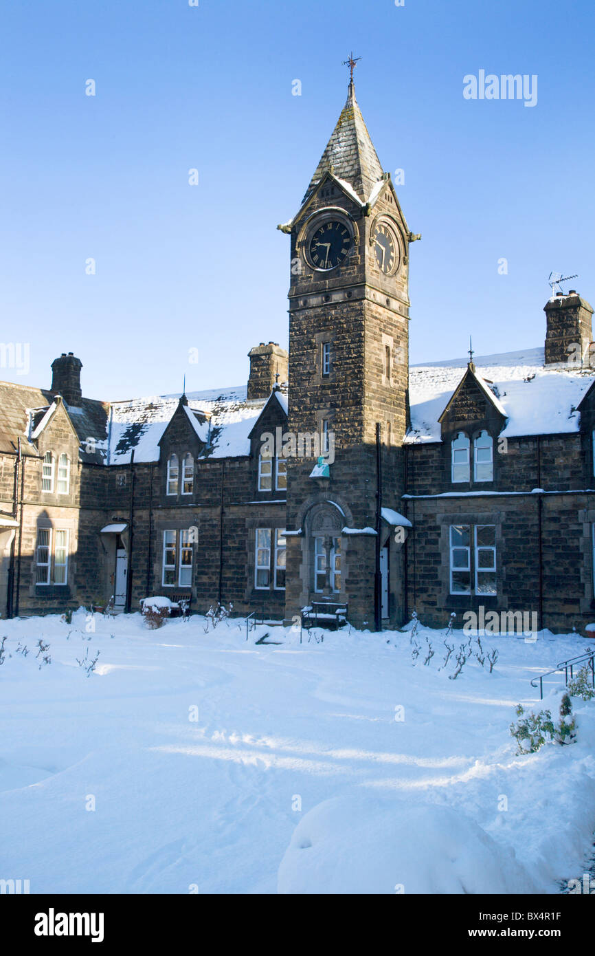 Rogers Square in Winter Harrogate North Yorkshire England Stock Photo