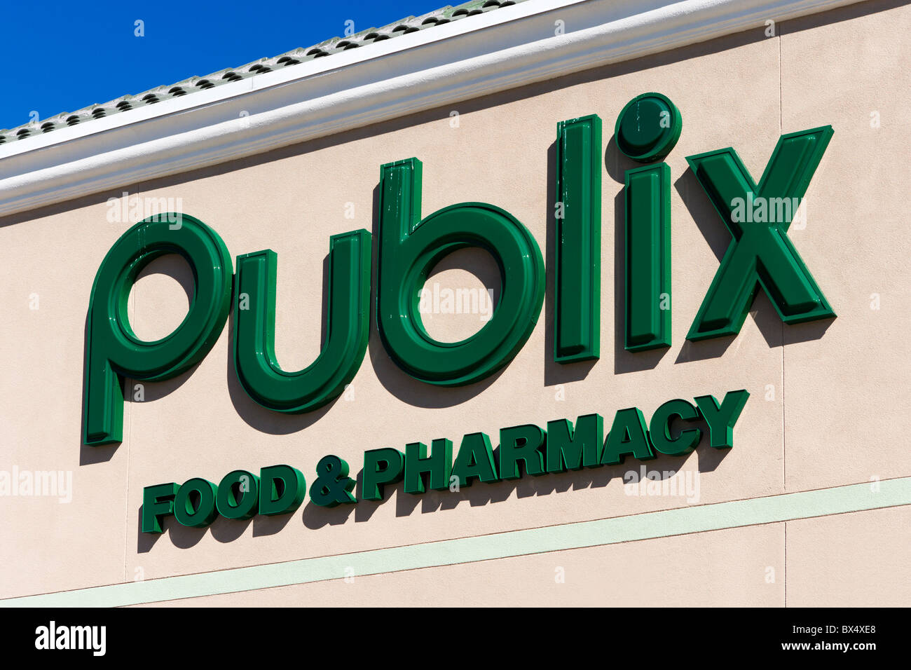 Publix supermarket near eagle ridge hires stock photography and images