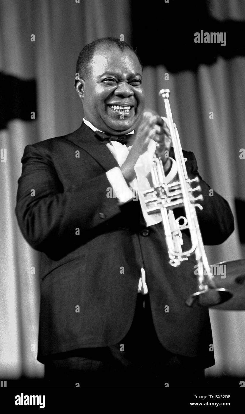 Louis armstrong hires stock photography and images Alamy