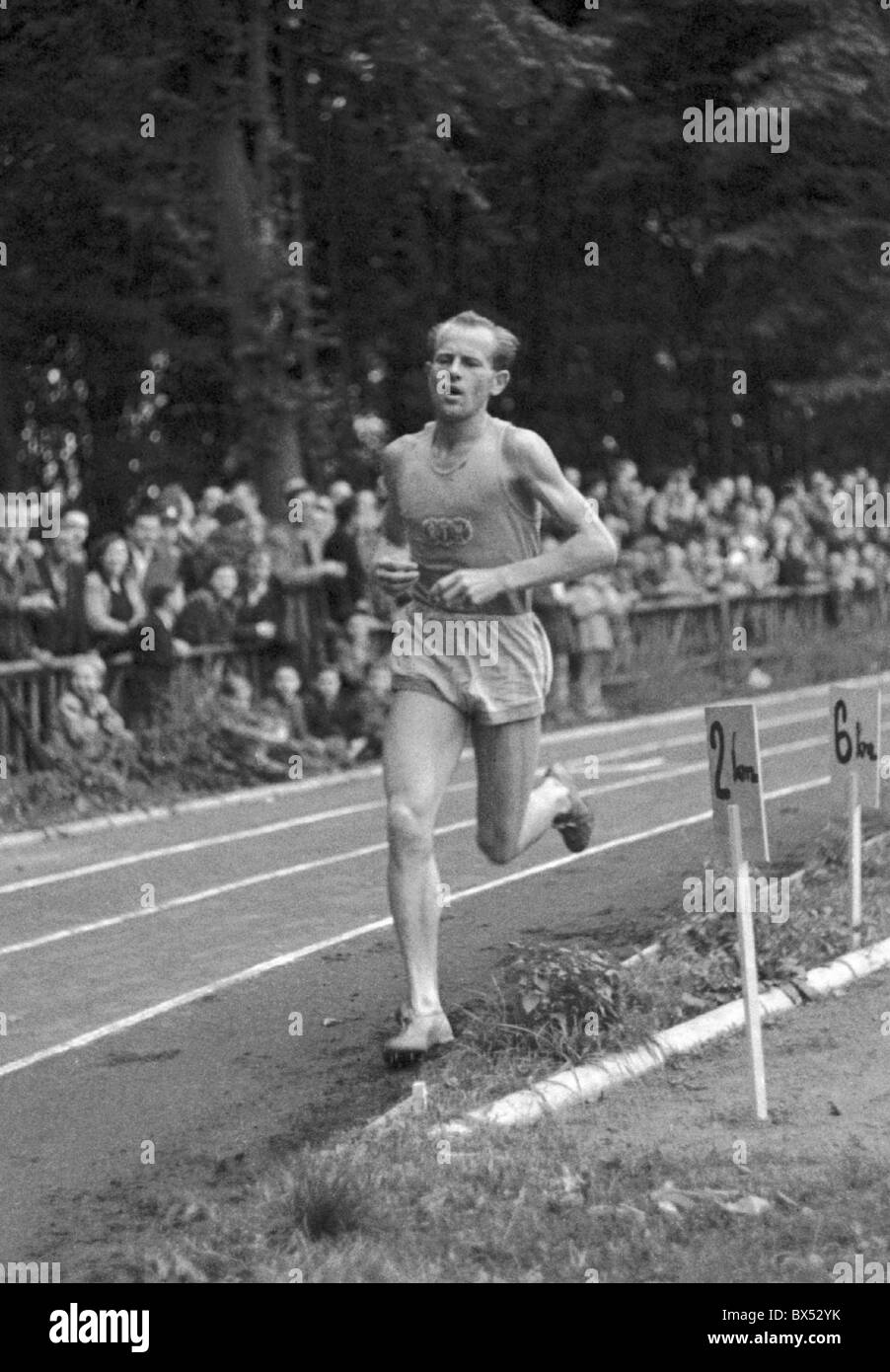 Czechoslovakia 1953 Emil Zatopek Black And White Stock Photos Images czechoslovakia-1953-emil-zatopek-black-and-white-stock-photos-images