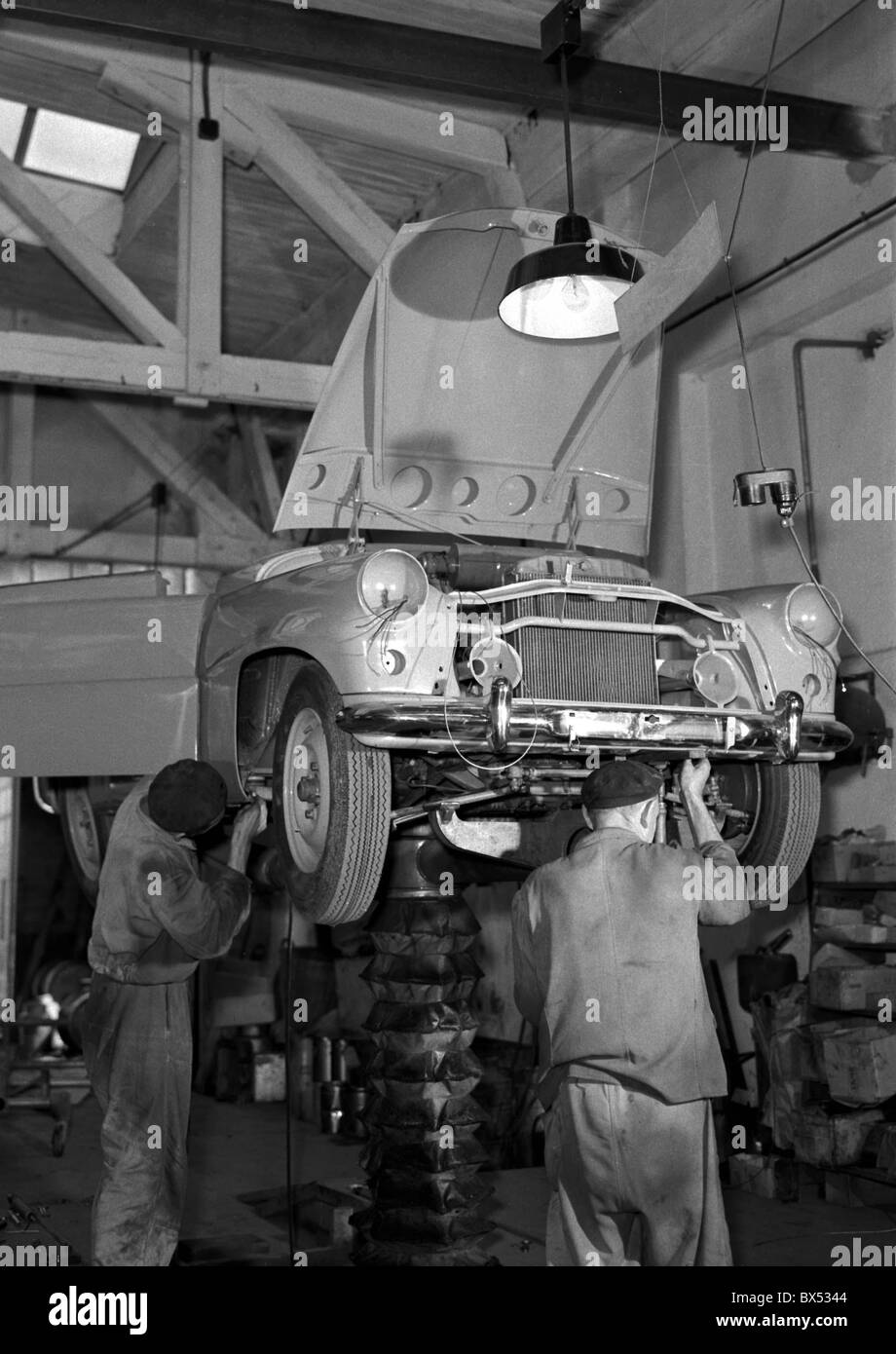 car assembly hall, Skoda, Kvasiny, factory Stock Photo