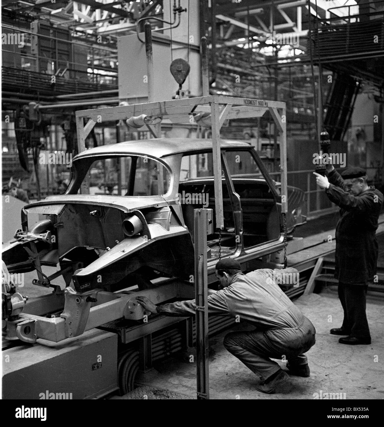Skoda auto plant assembly line in Mlada Boleslav, Czechoslovakia 1964. (CTK Photo / Karel Mevald) Stock Photo