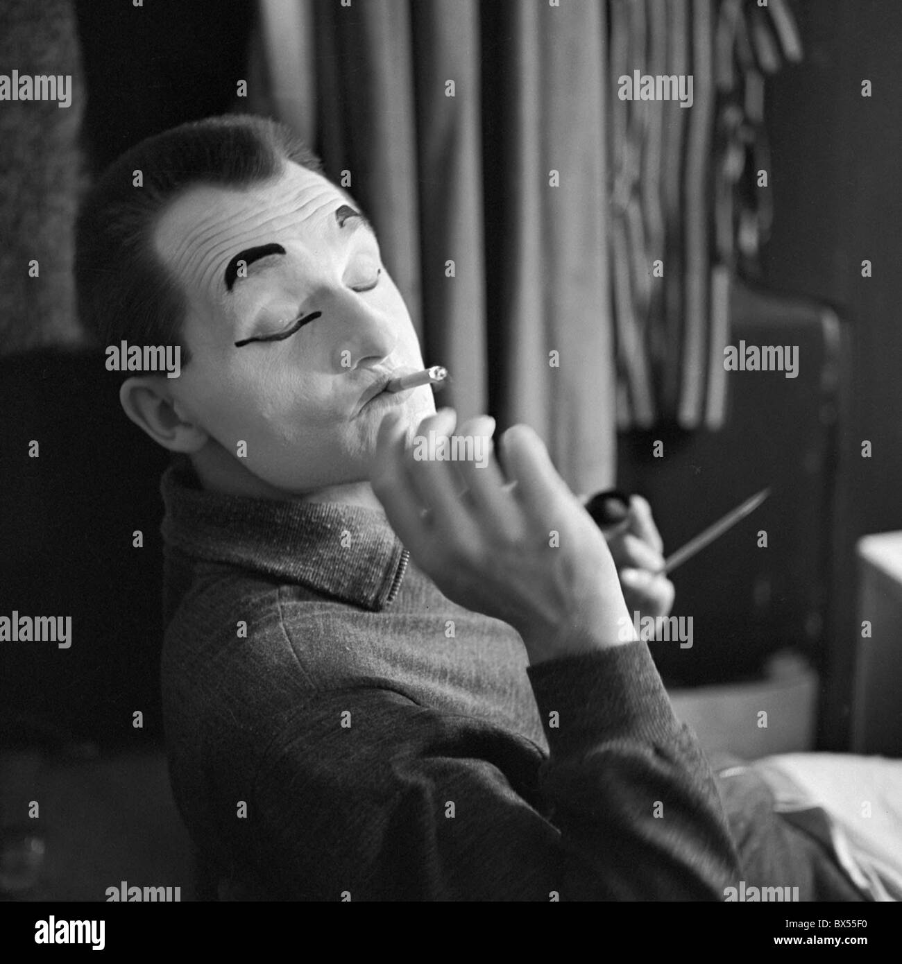 Ladislav Fialka, pantomime actor, cigarette smoker Stock Photo