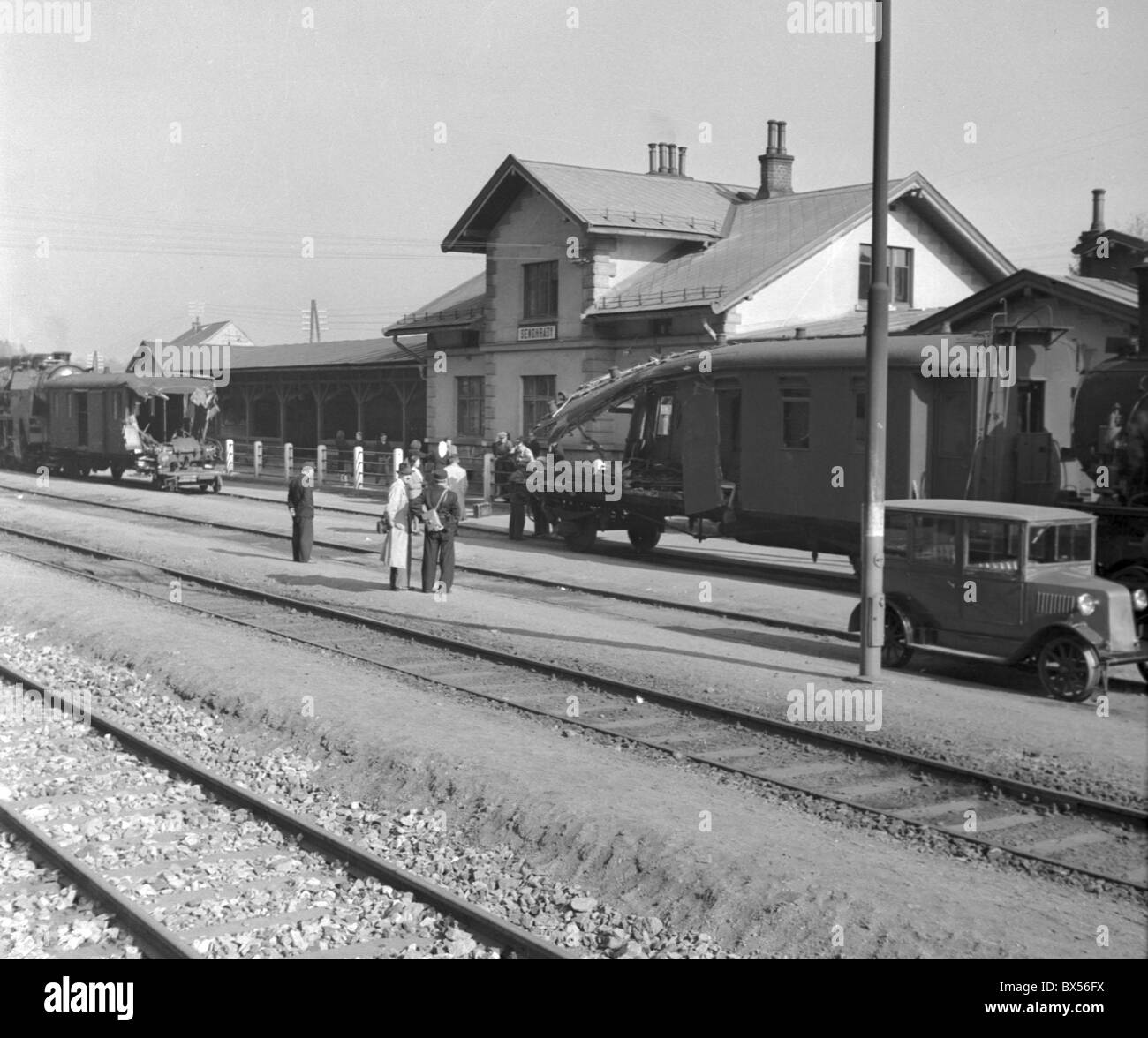Freight train accident Black and White Stock Photos & Images Alamy