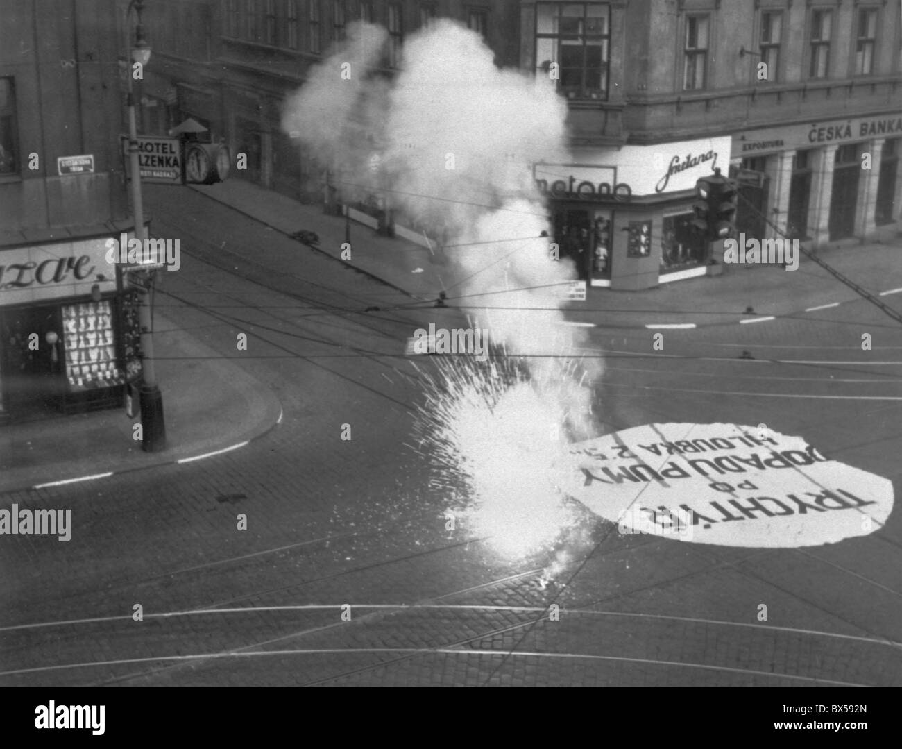 Air raid drill hires stock photography and images Alamy