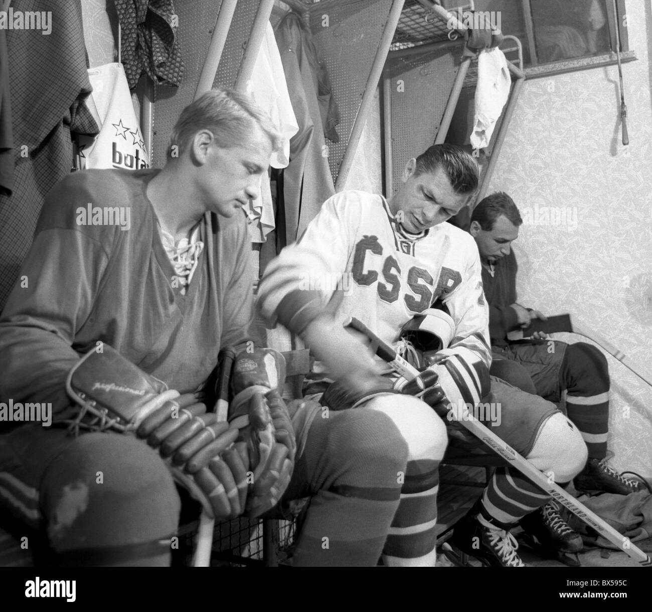 Stan Mikita, Jiri Holik, ice hockey player Stock Photo - Alamy