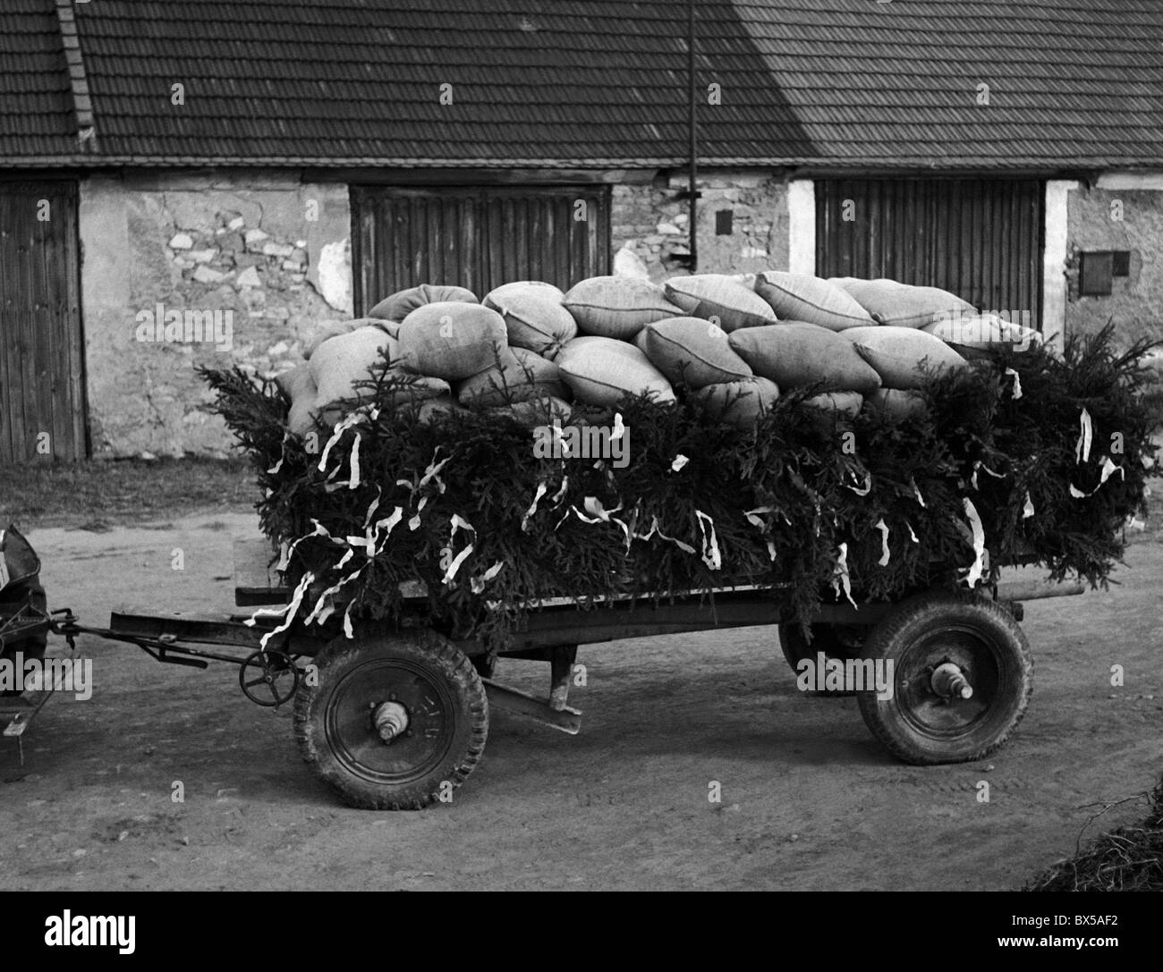 wheat on wagon, propaganda Stock Photo