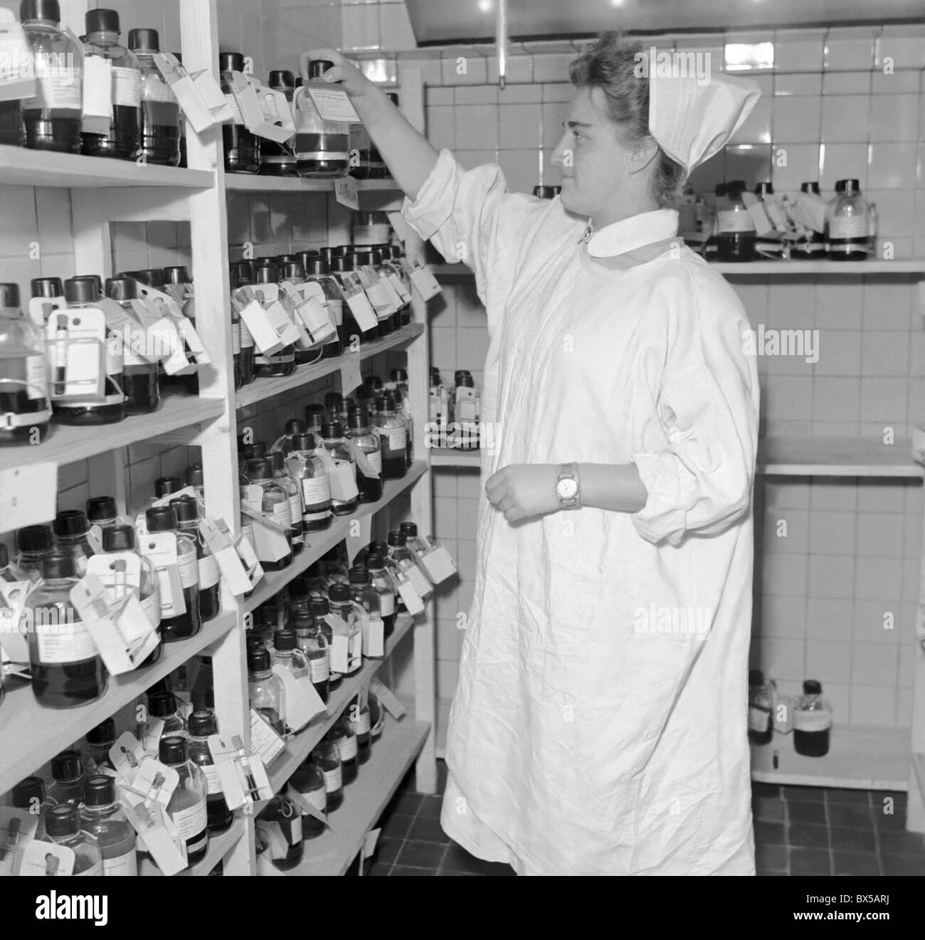 Czechoslovakia Prague 1950. Nurse works in hospital blood bank. CTK