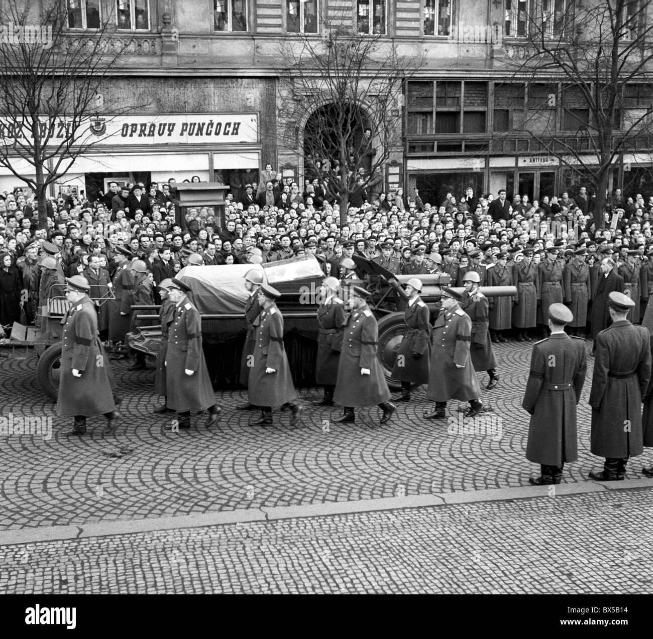 Klement Gottwald, funeral procession, gun-carriage Stock Photo - Alamy