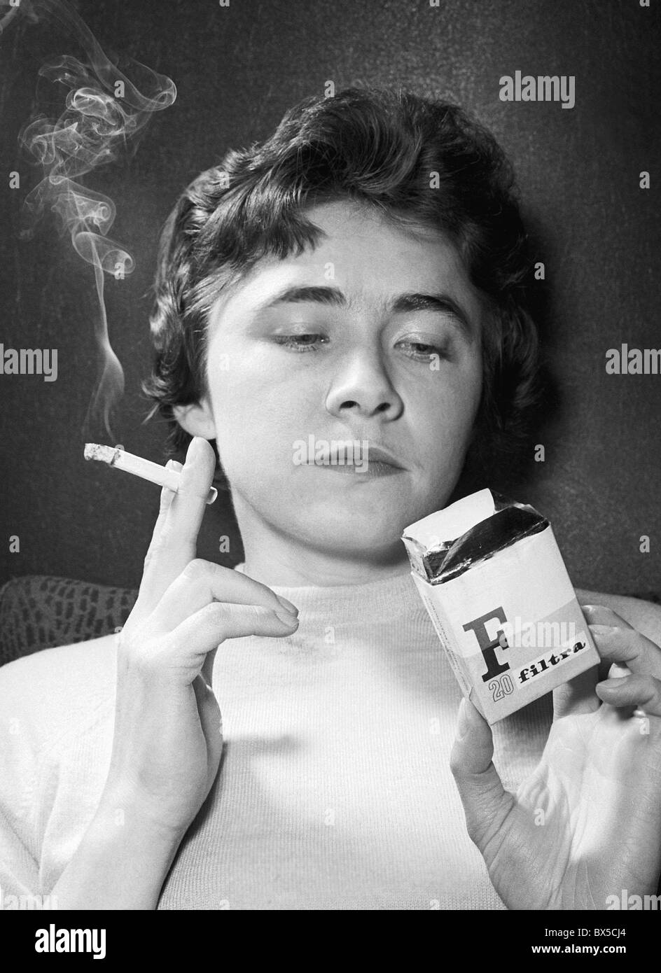 hydrogen cyanide in tobacco Tobacco and chemicals: MedlinePlus Medical Encyclopedia Image