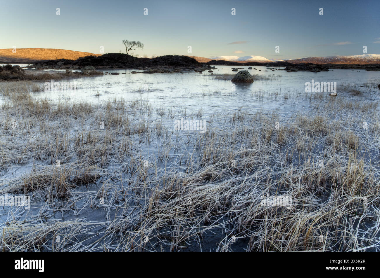 Fort william scotland winter hires stock photography and images Alamy