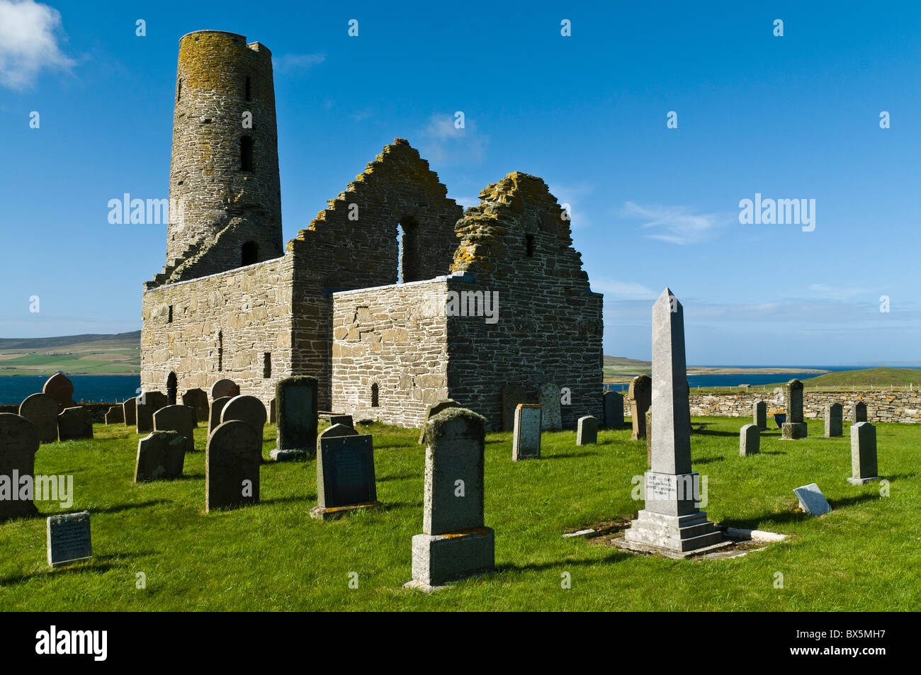 dh  EGILSAY ORKNEY St Magnus church 12th century viking church ruined buildings heritage scotland Stock Photo