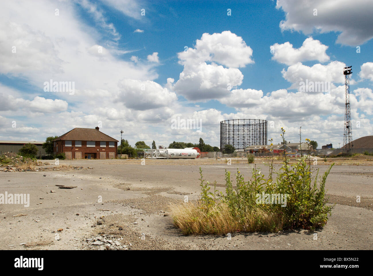 Disused land Greenwich peninsula South-East London UK Stock Photo