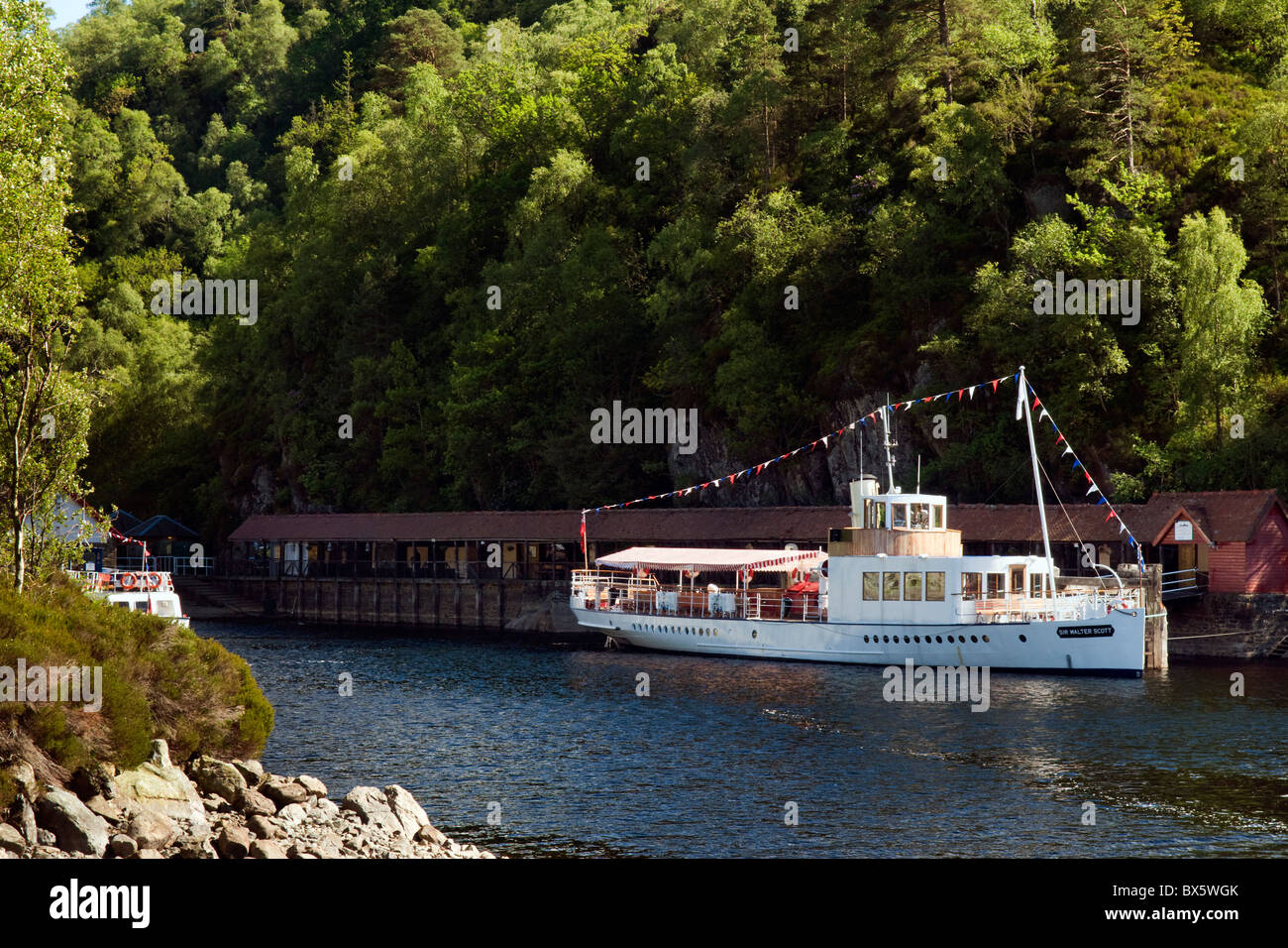 Loch cruise on loch katrine hi-res stock photography and images - Alamy