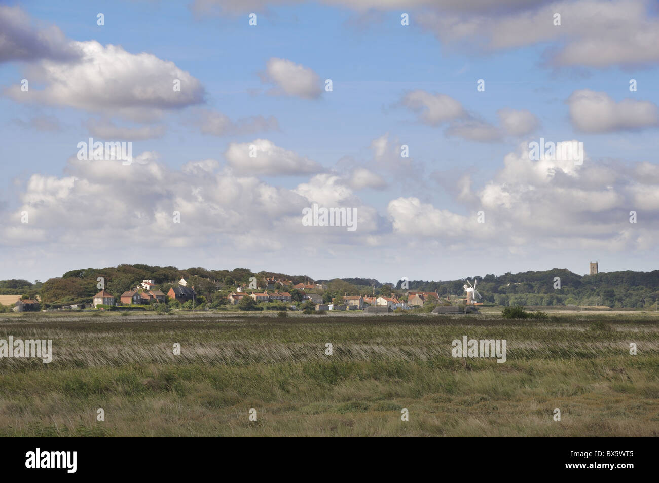 Cley grazing marsh norfolk hi-res stock photography and images - Alamy