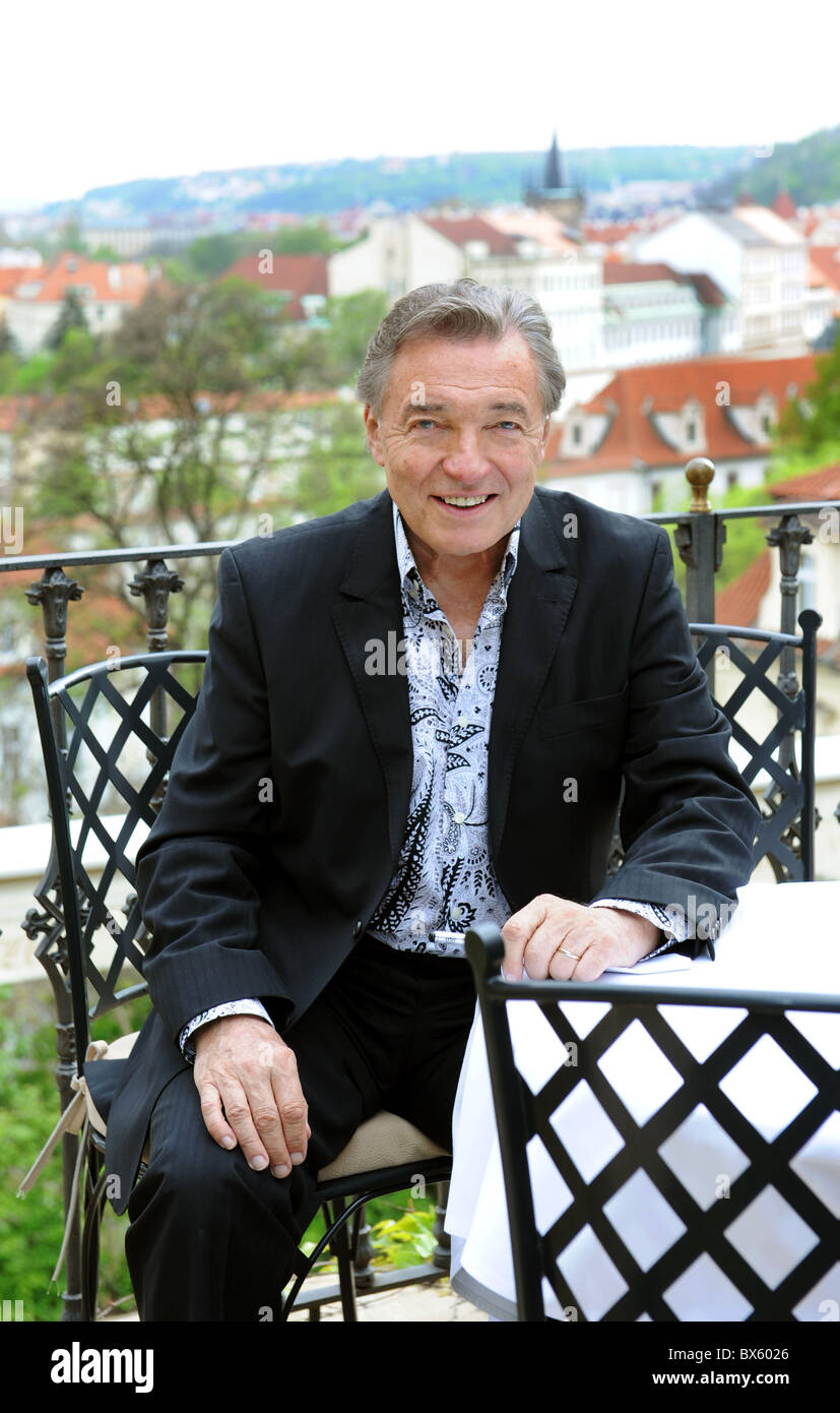 Karel gott attending hi-res stock photography and images - Alamy