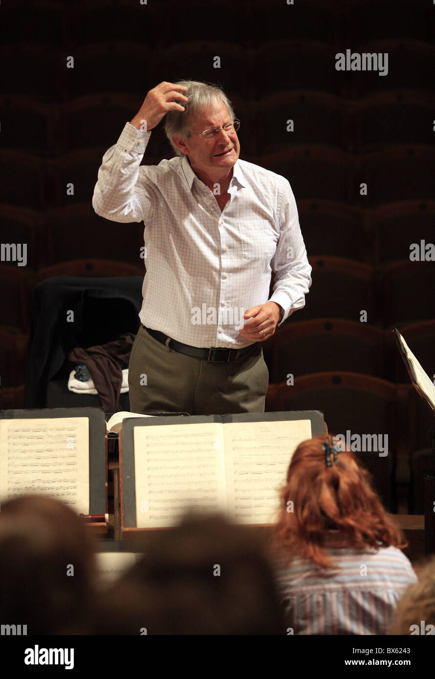 sir-john-eliot-gardiner-conductor-sir-john-eliot-gardiner-conductor