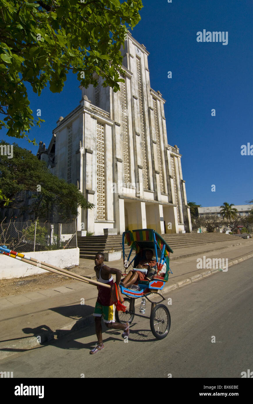 Modern church hi-res stock photography and images - Alamy