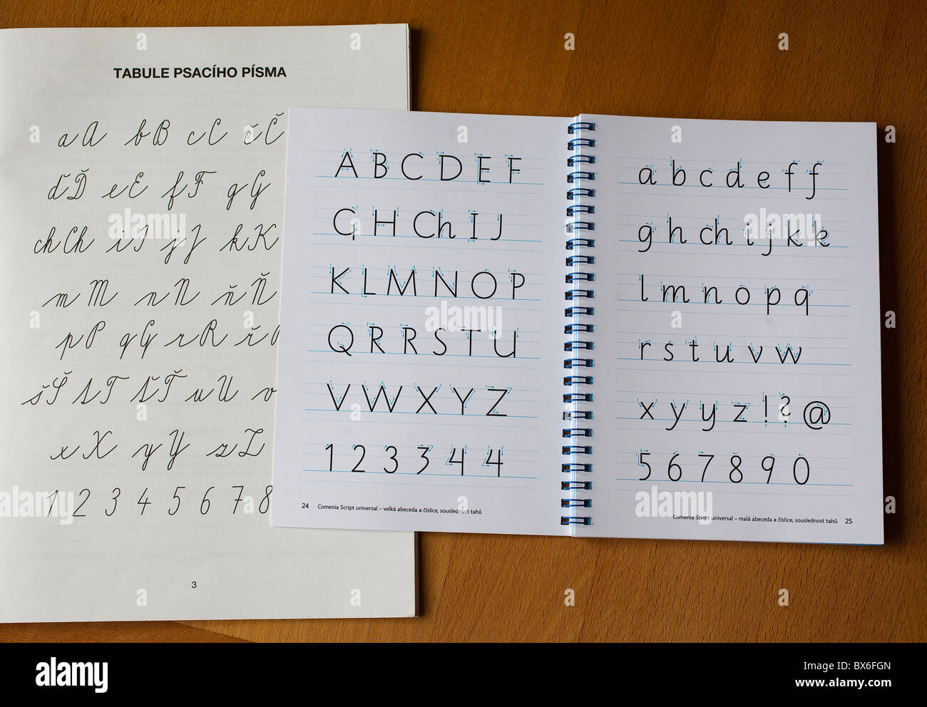Comenia Script universal, alphabet Stock Photo