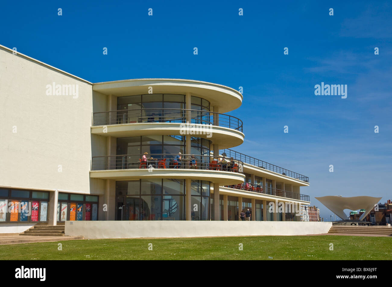 Outdoor stage for performances and exterior architecture, the De La Warr Pavilion, Bexhill on Sea, East Sussex, England, UK Stock Photo