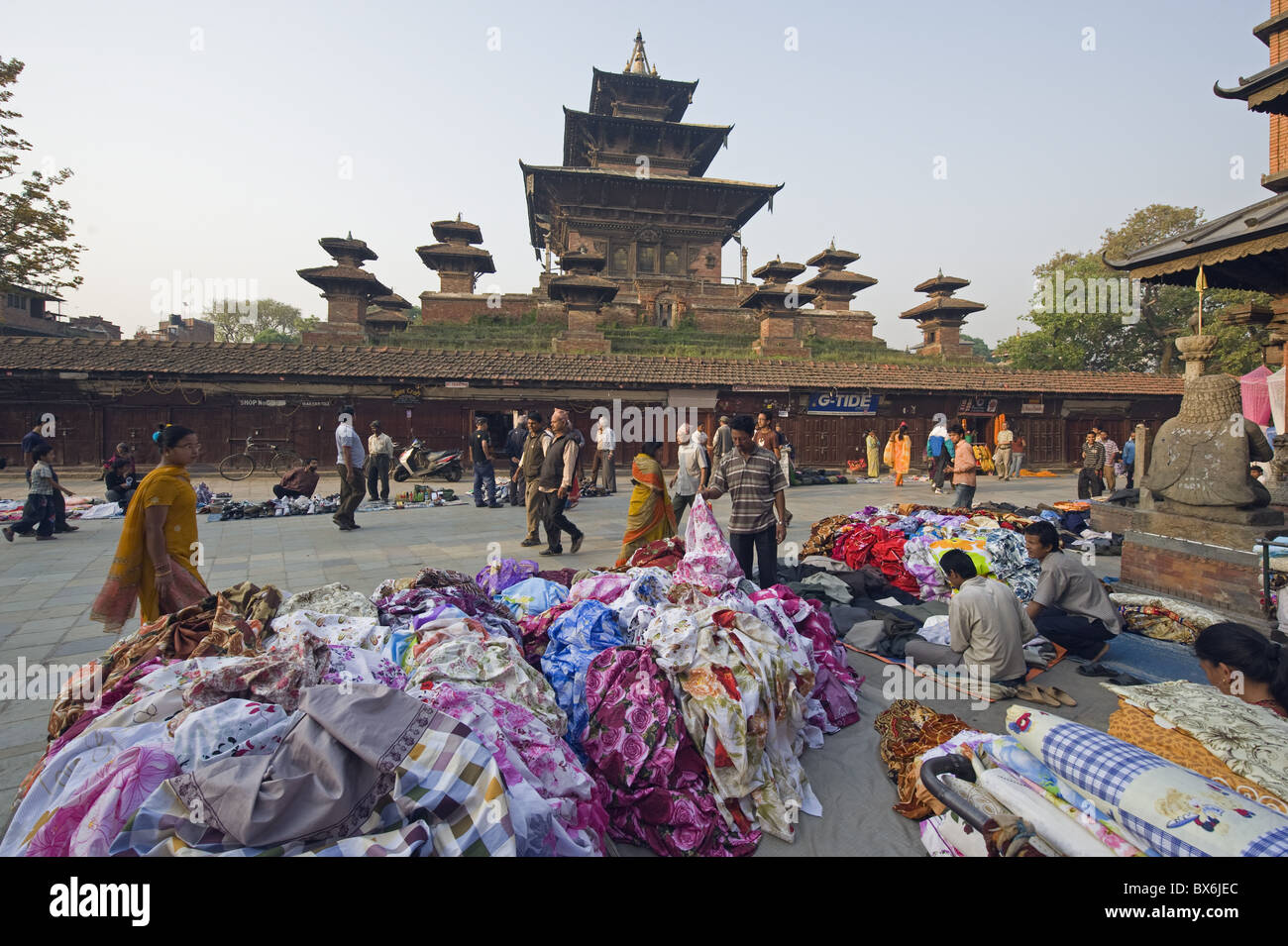 Street market and temple at Durbar Square, Kathmandu, Nepal, Asia Stock Photo