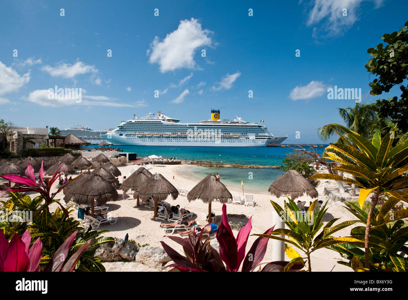 Beach at Park Royal Hotel, Isla de Cozumel (Cozumel Island), Cozumel, off the Yucatan, Quintana Roo, Mexico, North America Stock Photo