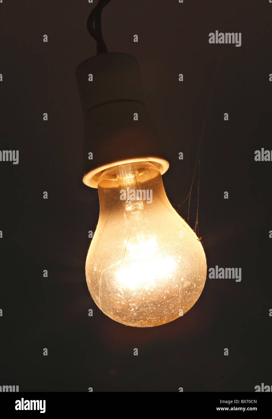 Light bulb, incandescent lamp, transparent, phaseout, EU regulations
