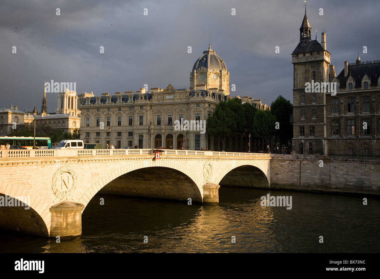 exterior of the conciergerie on the banks of the seine Stock Photo