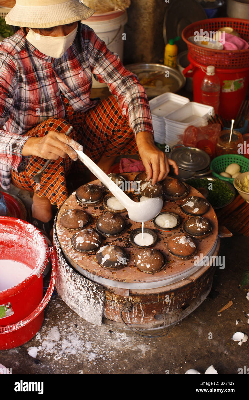 Vietnamese pancakes in a street market, Mui Ne, Bin Thuan, Vietnam, Indochina, Southeast Asia, Asia Stock Photo