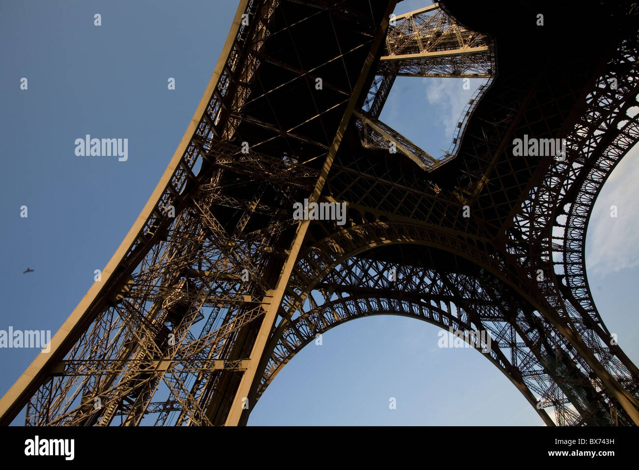 looking up at the eiffel tower from below Stock Photo